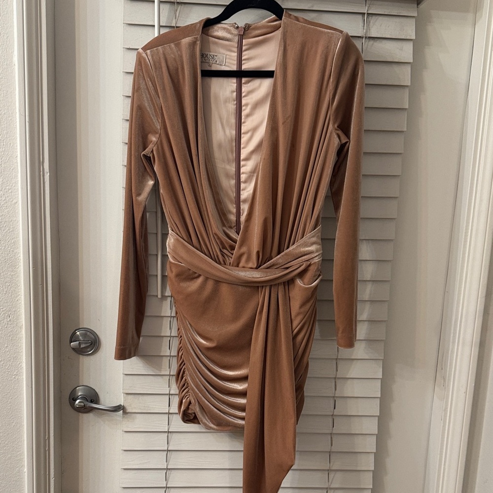 House of CB sz L Elegant Tan Draped Dress